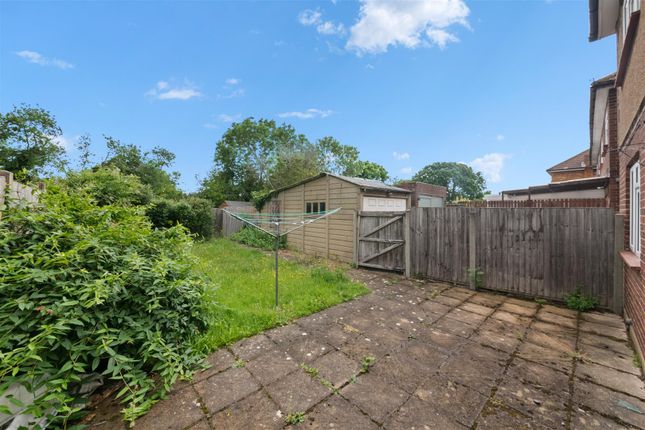 194, Grosvenor Avenue, Hayes photo 4