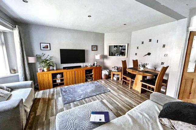 70, Coverdale, Gateshead photo 2