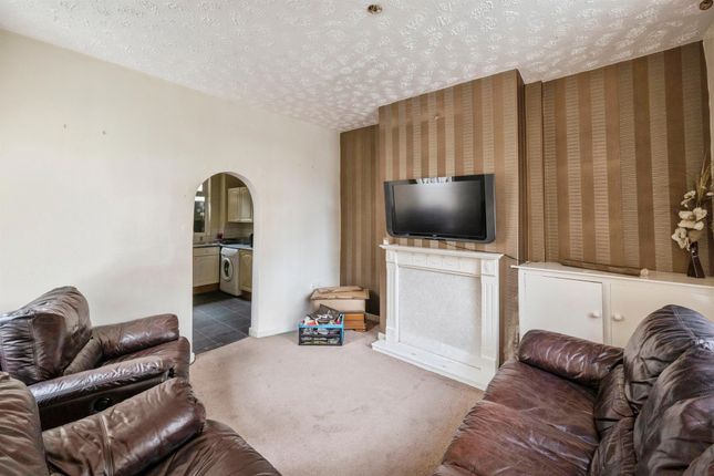 18, Cowood Street, Mexborough photo 2