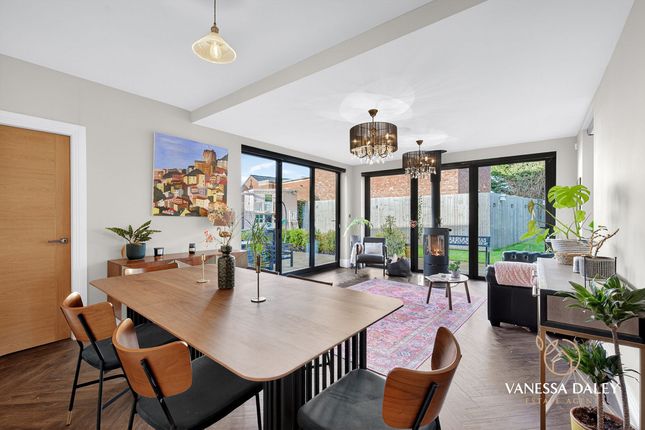1, Parkside Drive, Preston photo 3