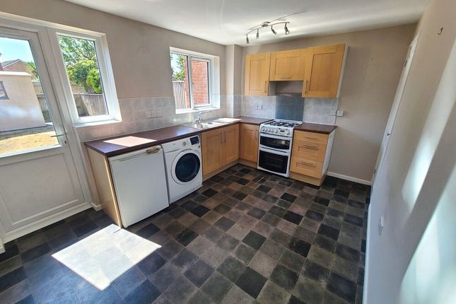 51, Durley Crescent, Southampton photo 4