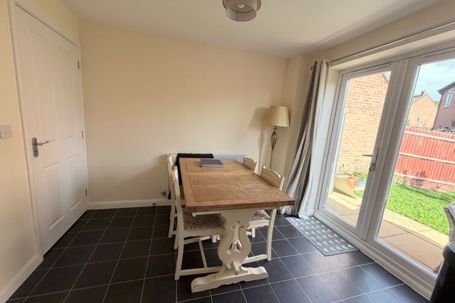 26 Columbus Lane, Earl Shilton photo 4