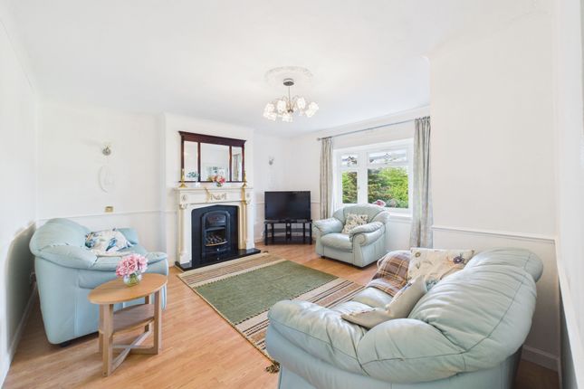 2 Annerley Place, Coatbridge photo 4