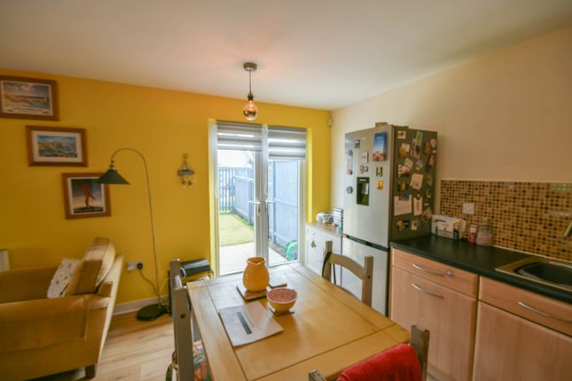 38, Chevington Green, Hadston photo 4