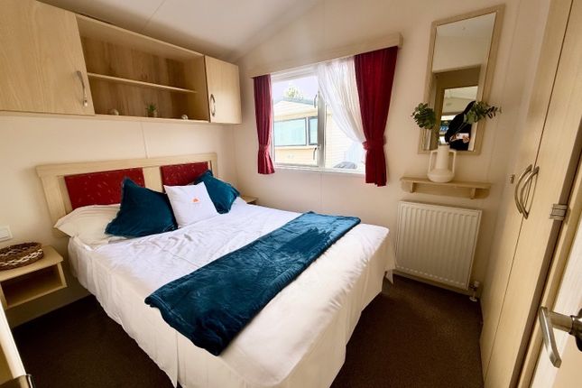 3, Fairway Holiday park, Sandown photo 4
