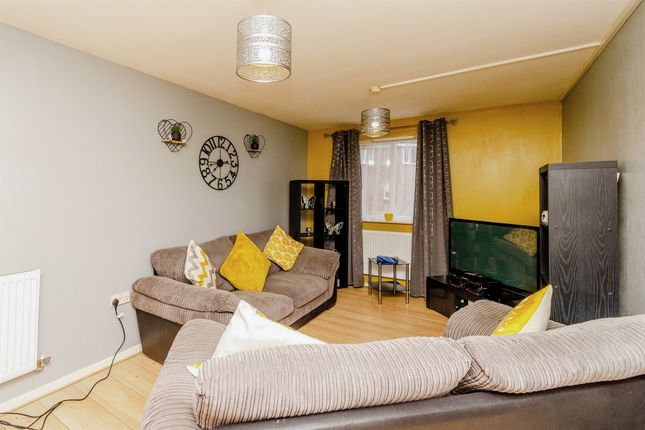 Flat for sale in Manifold Way, Wednesbury