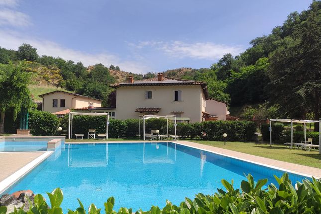 Thumbnail Country house for sale in San Giovanni Val D'arno, San Giovanni Valdarno, Toscana