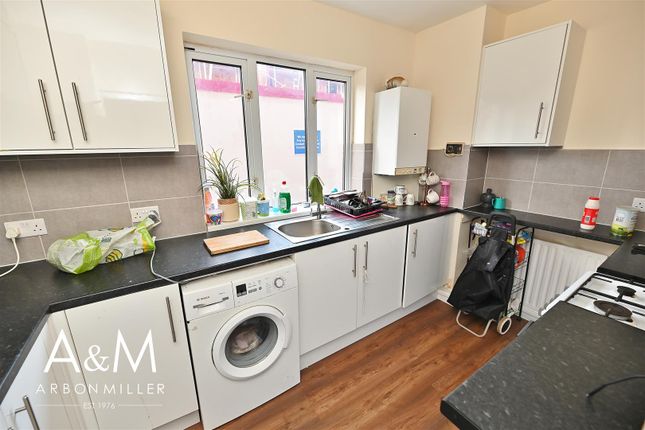 Flat for sale in Little Gearies, Cranbrook Road, Ilford