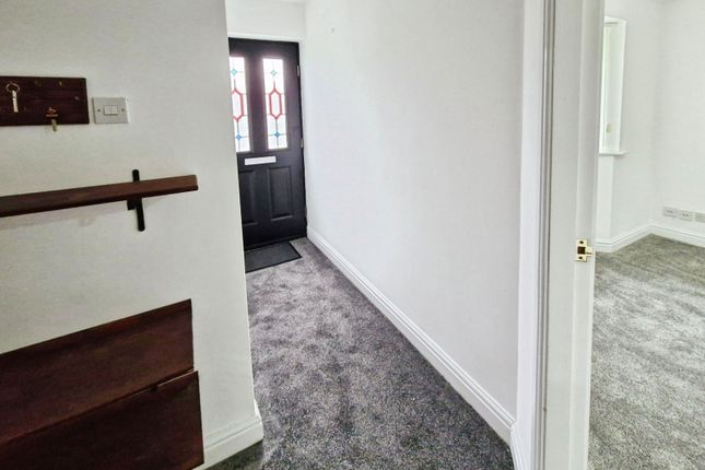 18, Mill View Road, Beverley photo 4