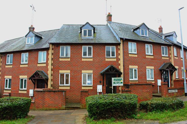 Detached house to rent in Charles Terrace, Daventry, Northants