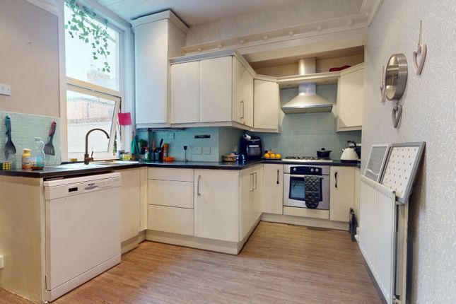 16 Bolingbroke Street, South Shields, Tyne And Wear photo 3