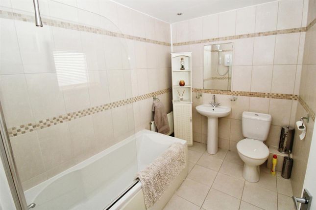 End terrace house for sale in Perran Close, Bransholme, Hull