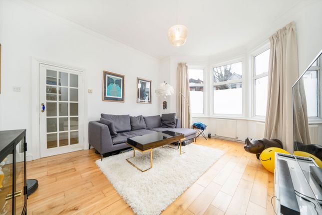 4a, Staverton Road, London photo 3