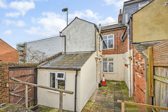 End terrace house to rent in Sussex Street, Winchester