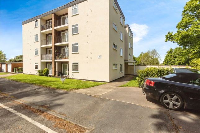 Flat to rent in Belworth Court, Belworth Drive, Cheltenham, Gloucestershire