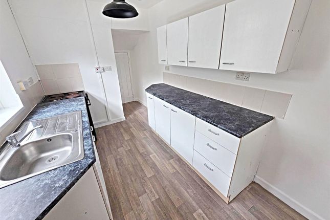 24, High Street, Pontypridd photo 4