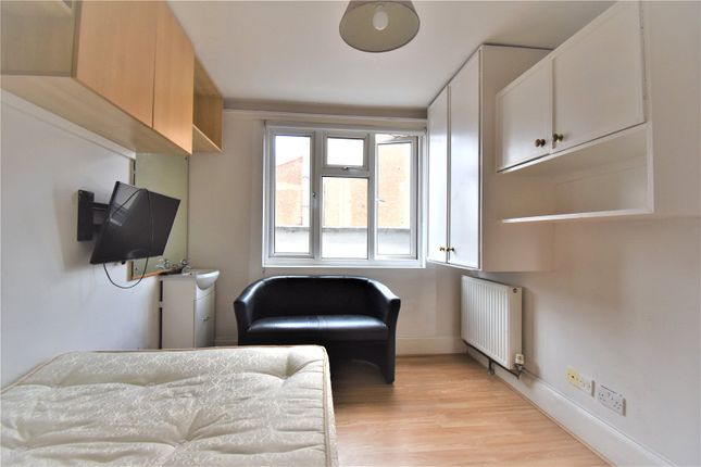 Room K, 5, Coleridge Road, London photo 3