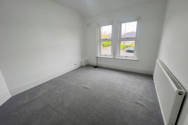 Flat to rent in Baslow Road, Sheffield