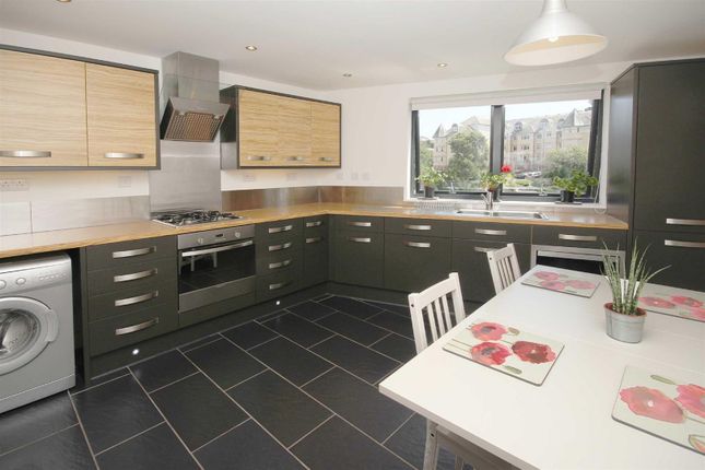 3 Middle Manor Cottages, Lower Manor Road, Brixham photo 2