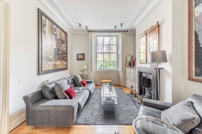 Terraced house to rent in Oakley Street, Chelsea, London