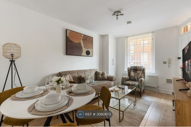 Flat, Sheridan Buildings Martlett Court, London photo 5