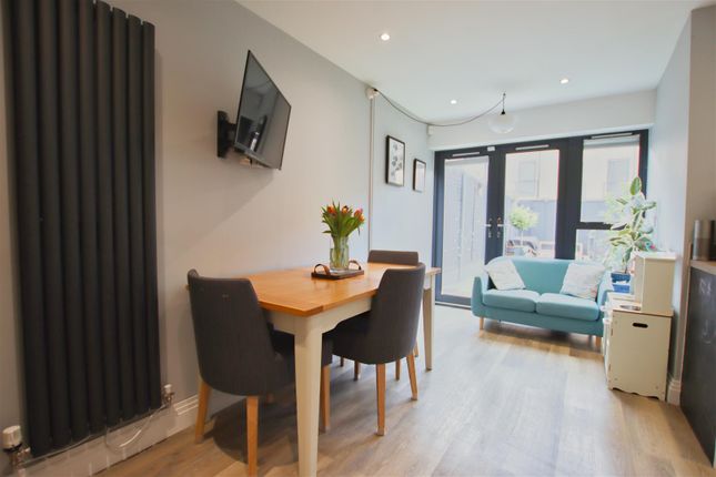 Town house for sale in Horizon Place, Studio Way, Borehamwood