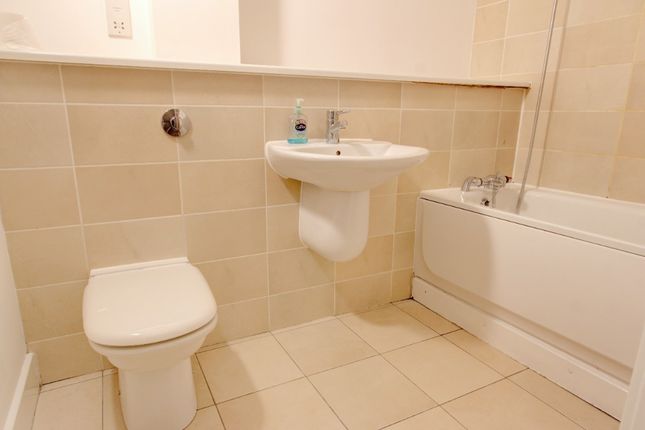 Flat for sale in Rutland St, City Centre, Leicester
