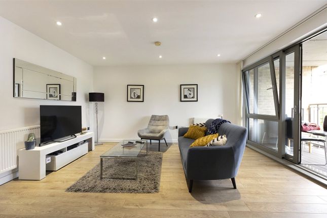 2-bed flat on Apartment 33, Palm House, 70 Sancroft Street, £725,000