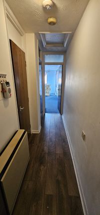 33, Riverdene Road, Ilford photo 4