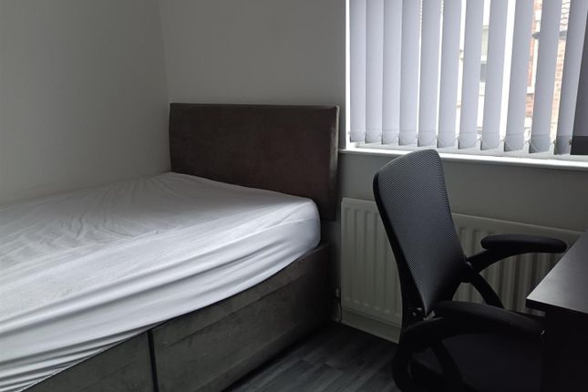 24, Mallow Road, Liverpool photo 4