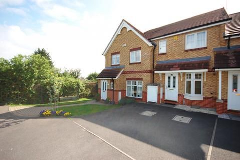 Detached house to rent in Goldcrest Close, Bingham