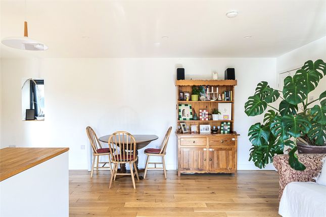 44, Gloucester Road, Somerset photo 4