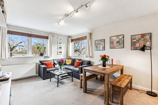 Flat for sale in St. Mary Le Park Court, Parkgate Road