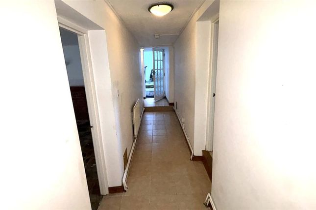 Flat 1, St Stephens House, 22, St Stephens Road, Canterbury photo 5