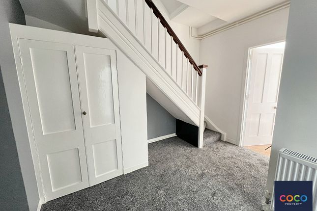 81 Fortuneswell, Portland, Dorset photo 2