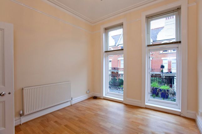 Flat to rent in Antrim Road, London