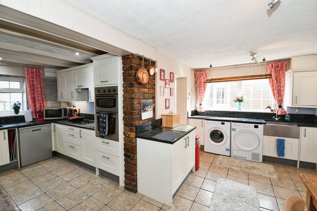 Pamona House, Holbeach Road, Spalding photo 2