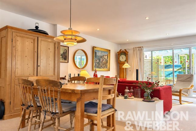 30, Winchilsea Crescent, West Molesey photo 4