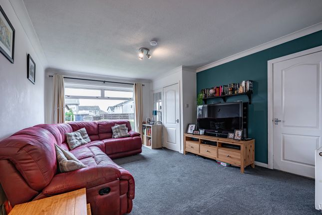 39 Bankview Crescent, Kirkintilloch, Glasgow photo 2