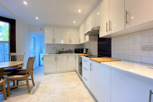 Thumbnail Property to rent in Graveney Road, London