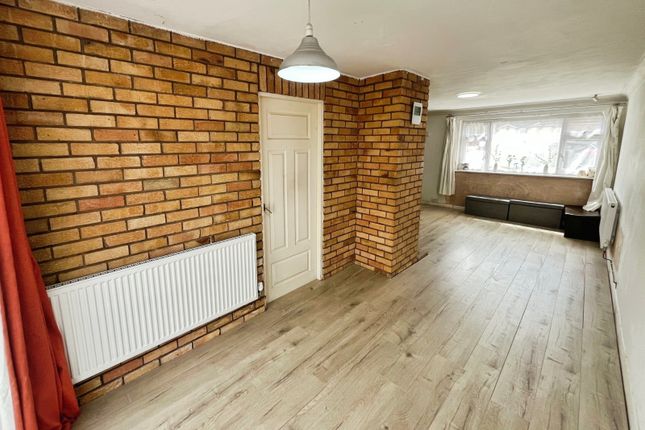 8, Emerson Close, Leicestershire photo 4