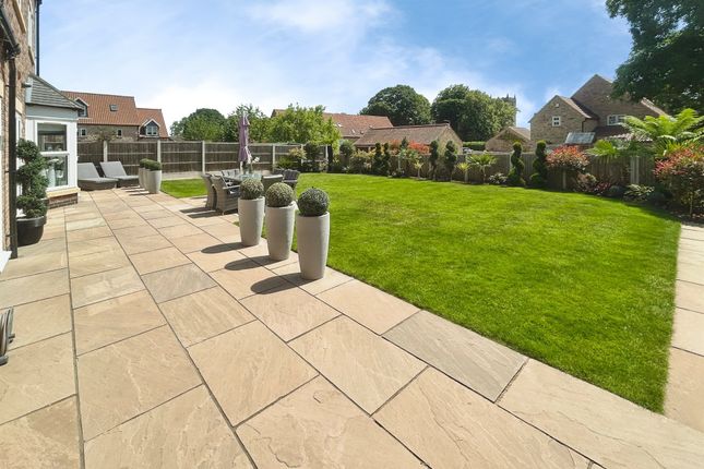 5, Bishops Meadows, Mansfield photo 2