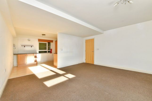 Flat 9, 237, Albert Road, Plymouth photo 4