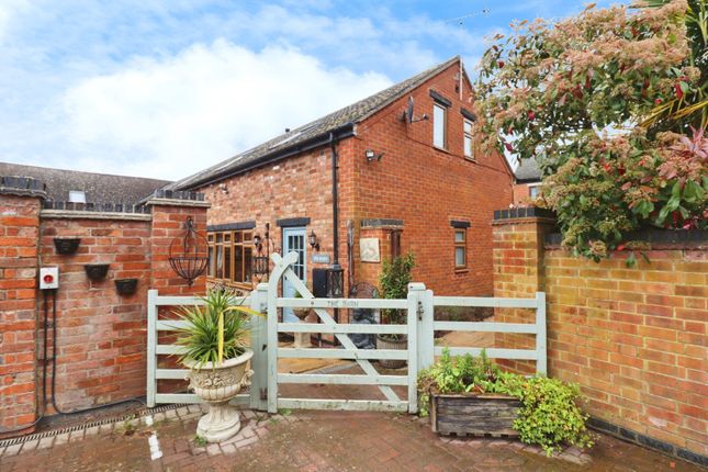 Barn conversion for sale in The Barn, London Road, Dunchurch
