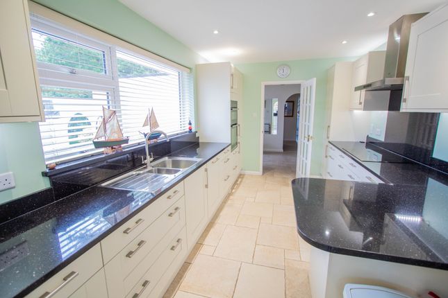23 Moorlands, West Hill, Ottery St Mary photo 4
