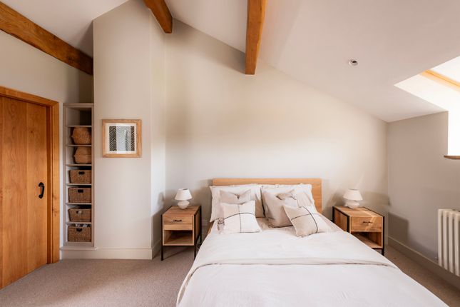 304656 - Orrell Fold Barn 68.Jpg