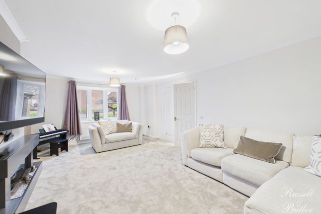 8, Kingfisher Road, Buckingham photo 3