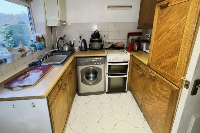 35, Town Hill Drive, Brigg photo 4