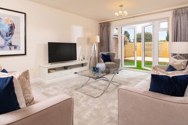 H873752, Great Horwood Road, Winslow photo 3