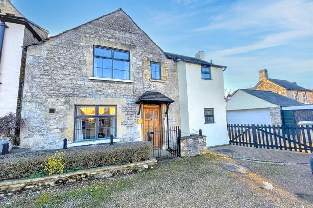 4-bed house on 7, The Green, Stamford, £420,000